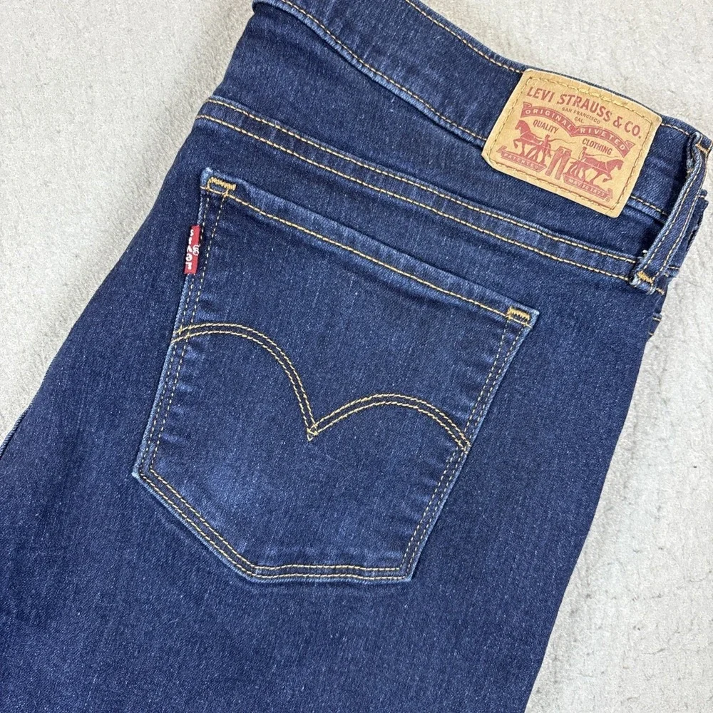 Levi Strauss 314‎ Shaping Straight Dark Denim Jeans Women 33X31